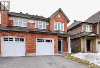 180 MANORWOOD CRESCENT Ottawa ON K1T0L5