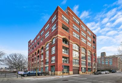 2001 S Calumet Avenue Chicago IL 60616