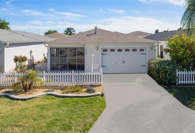 2354 Pine Ridge Street The Villages FL 32162