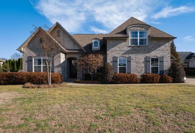2724 Craythorne Drive Murfreesboro TN 37129