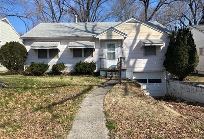 1158 E 67th Street Kansas City MO 64131