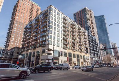 1 E 8th Street Chicago IL 60605