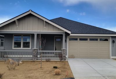2531 NW Redwood Circle Redmond OR 97756