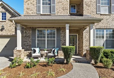 1023 Brixworth Dr Thompsons Station TN 37179