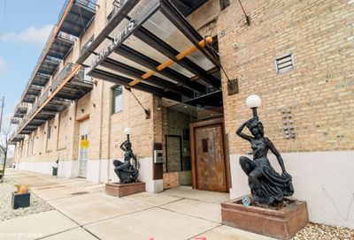 2545 S Dearborn Street Chicago IL 60616