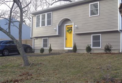 25 Canfield Court Warwick RI 02889