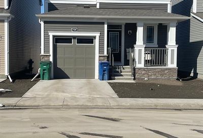 729 Windrow Manor SW Airdrie AB T4B5H6