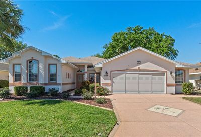 21803 King John Street Leesburg FL 34748