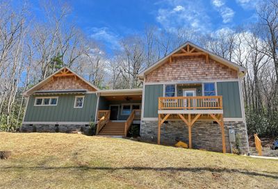 65 Crossings Circle Fairview NC 28730