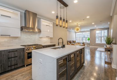 16 S Aberdeen Street Chicago IL 60607