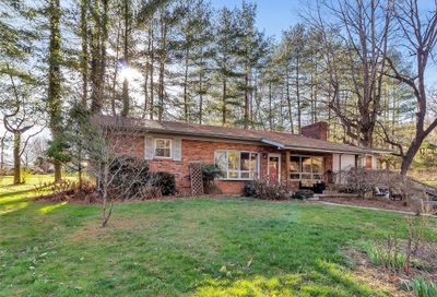 77 Sloan Drive Waynesville NC 28786
