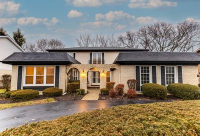 1020 Summit Drive Deerfield IL 60015