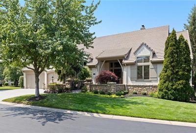11512 High Drive Leawood KS 66211