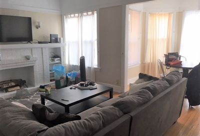 638 W Roscoe Street Chicago IL 60657