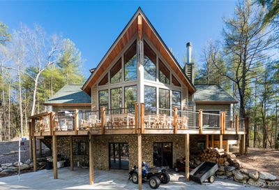 3259 Donahue Drive Nebo NC 28761