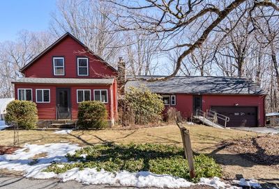317 Leadmine Rd Sturbridge MA 01518