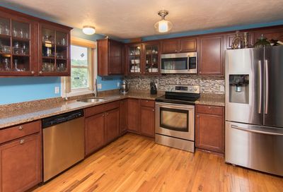 193 Fremont St Taunton MA 02780