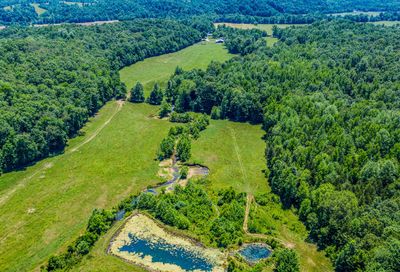 1000 Hurricane Creek Rd Mc Ewen TN 37101
