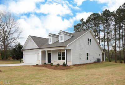 143 E Church Street Pendergrass GA 30567