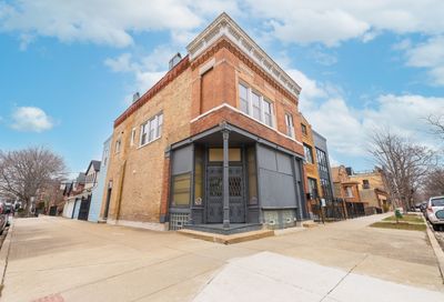 2220 W Shakespeare Avenue Chicago IL 60647