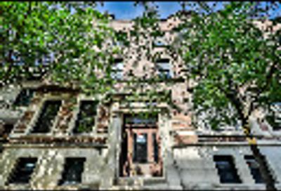 3932 N Sheridan Road Chicago IL 60613
