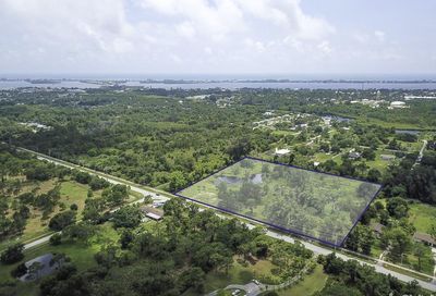 370 Pine Street N Englewood FL 34223
