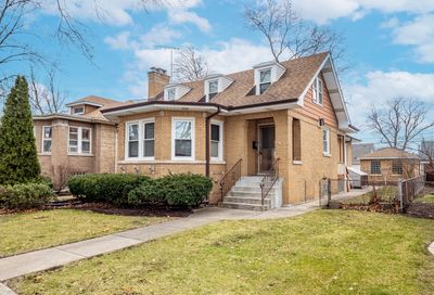 6904 N Odell Avenue Chicago IL 60631