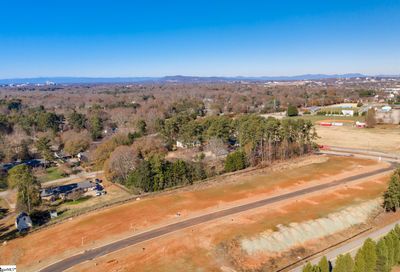 28 Village Crest Greenville SC 29607