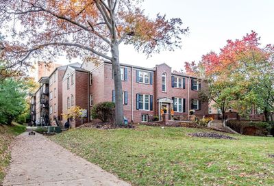 831 Westwood Drive St Louis MO 63105