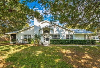 2727 Featherstone Drive Holiday FL 34691