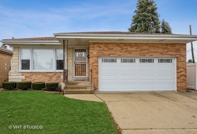 4517 N Delphia Avenue Chicago IL 60656
