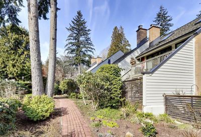 21 4957 MARINE DRIVE West Vancouver BC V7W2P5