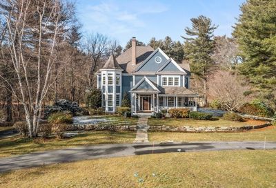 72 Old Elm Way Hopkinton MA 01748