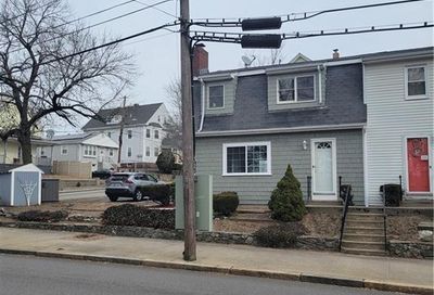 206 School Street Pawtucket RI 02860