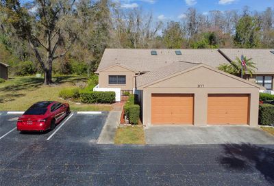 3177 Charter Club Drive Tarpon Springs FL 34688