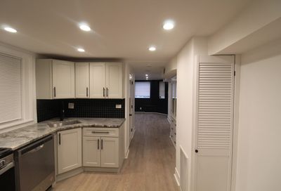 2541 N Southport Avenue Chicago IL 60614