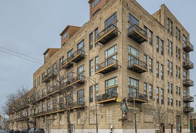 2545 S Dearborn Street Chicago IL 60616