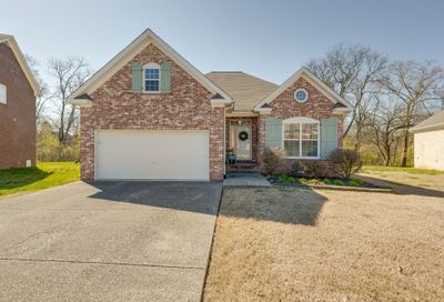 1046 Aenon Cir Spring Hill TN 37174
