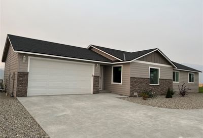208 Emma Drive Wenatchee WA 98801