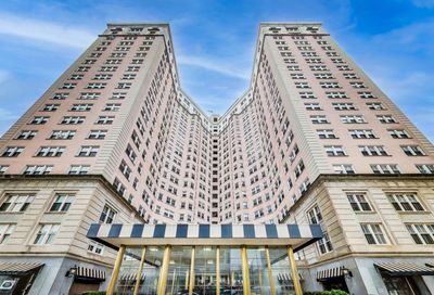5555 N Sheridan Road Chicago IL 60640