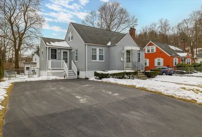 24 Geneva St Worcester MA 01602