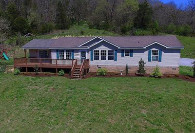 1275 Dry Creek Rd Dowelltown TN 37059