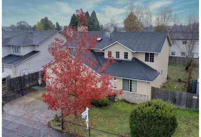 57 Salmon St St Helens OR 97051