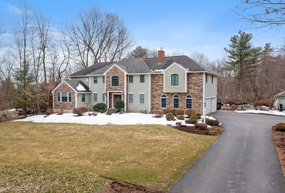 103 Maple Street Sterling MA 01564