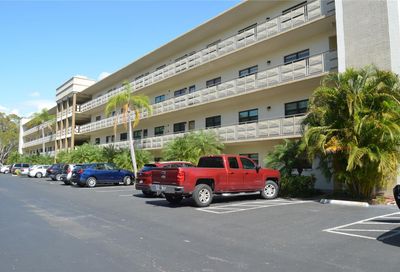 6070 80th Street N St Petersburg FL 33709