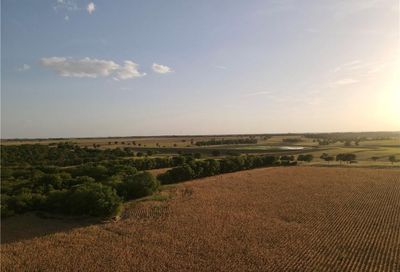 1451 Cr 483 Taylor TX 76574
