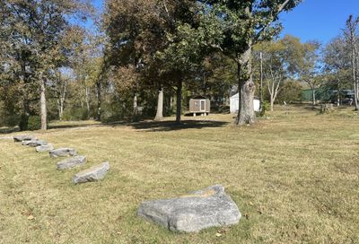 Breeze Inn Rd Castalian Springs TN 37031