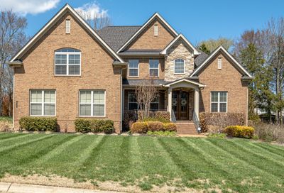 812 Piccadilly Dr Nolensville TN 37135