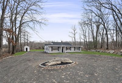 94 Old Pocasset Road Johnston RI 02919