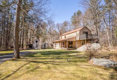 93 Seymour St Berkley MA 02779